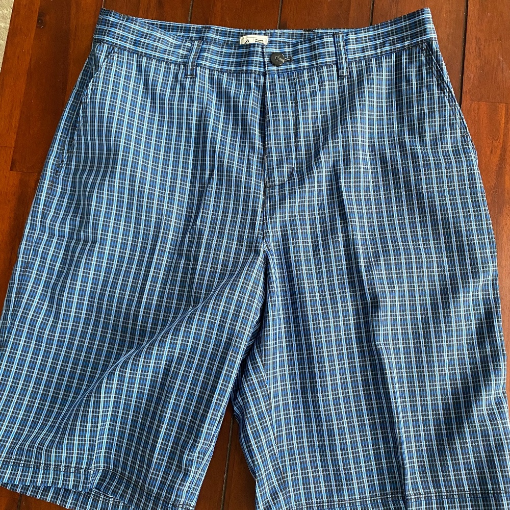 BNWT Adidas Men’s Golf Shorts (32)